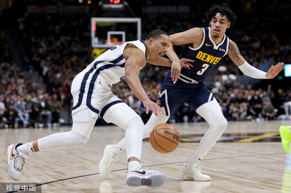 际舞台上进 际舞台上进