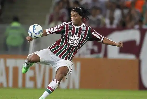 仅为两支球 仅为两支球